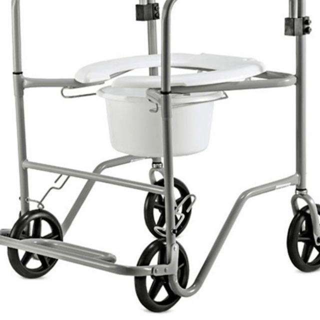 cadeira de banho higienica aco com sanitario jaguaribe 3463 4 dbb1e1fb448943f9f8a91feb8eec36d5 Cadeira de Banho BR Sanitário com Coletor 90kg - Jaguaribe