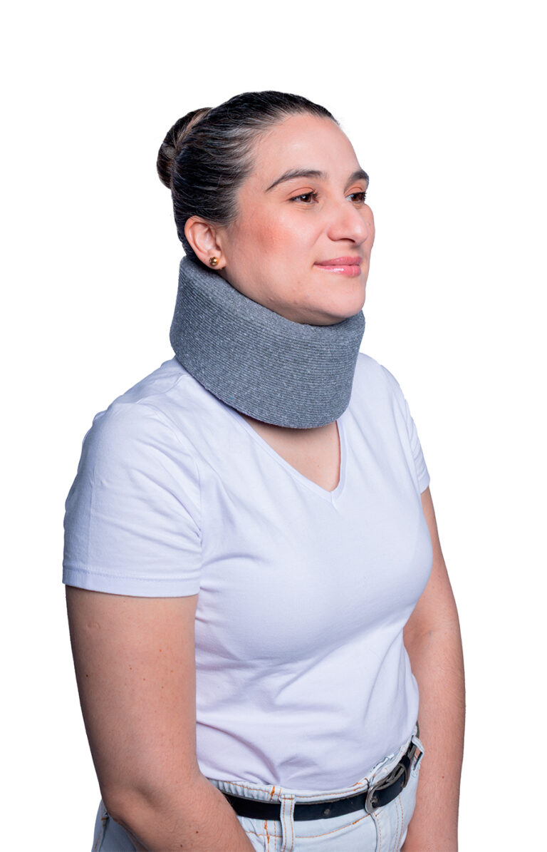 COLAR CERVICAL DE ESPUMA CINZA P - Chantal