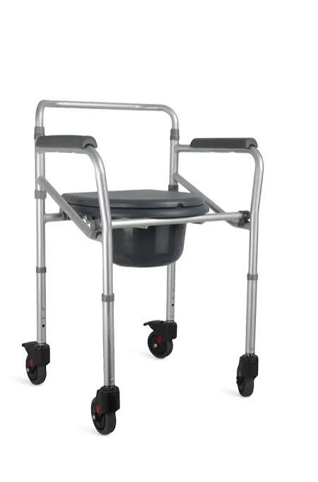 Cadeira de Banho Higiênica Desmontável até 100kg - Hidrolight 4 Cadeira de Banho Higiênica Desmontável até 100kg - Hidrolight – imagem 4 de 7